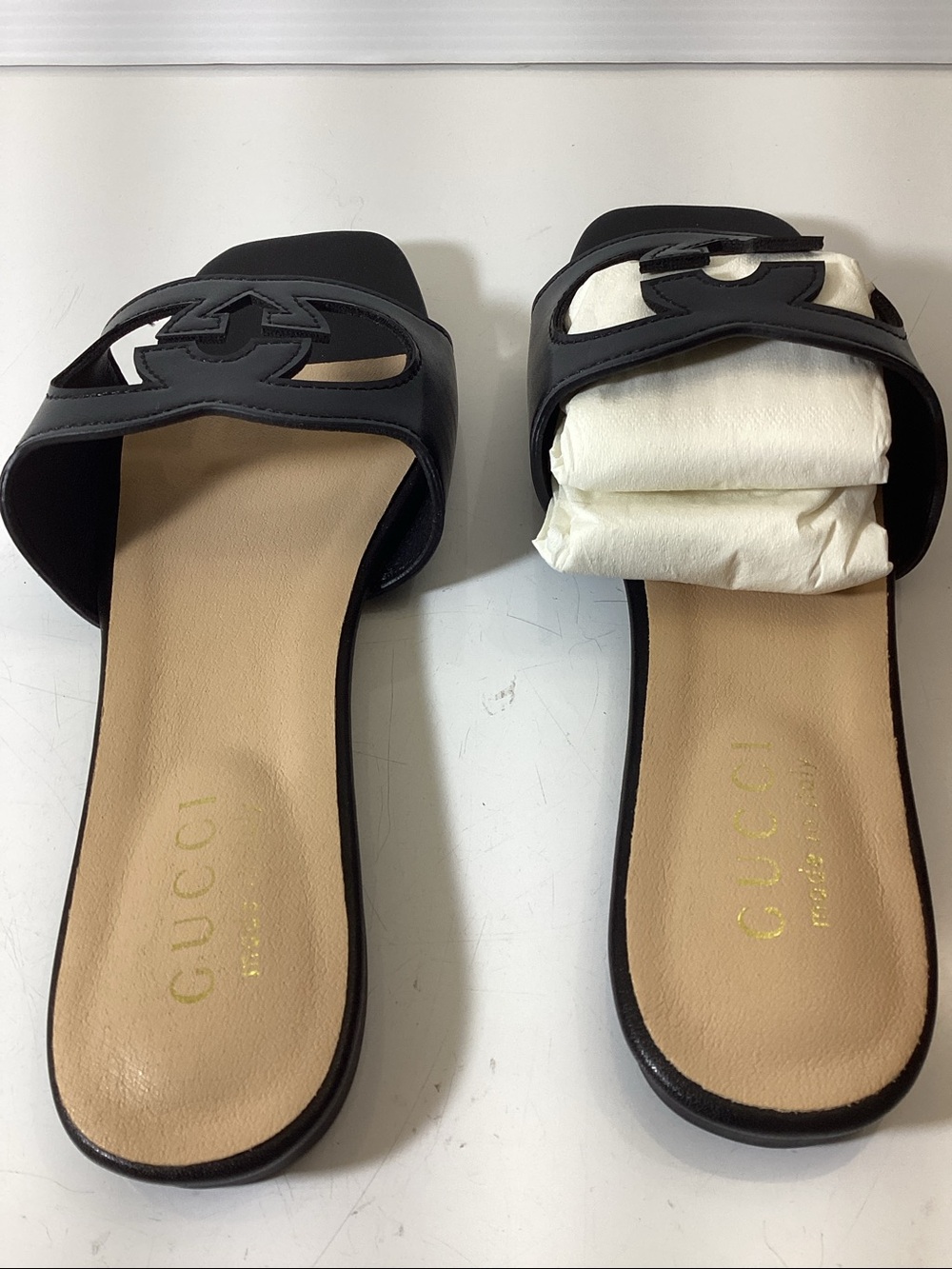 Gucci Black Leather Interlocking-G Slide Sandals - Women - Picture 9 of 14